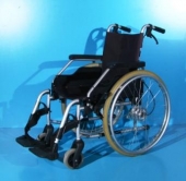 Scaun cu rotile second hand Meyra - latime sezut 43 cm